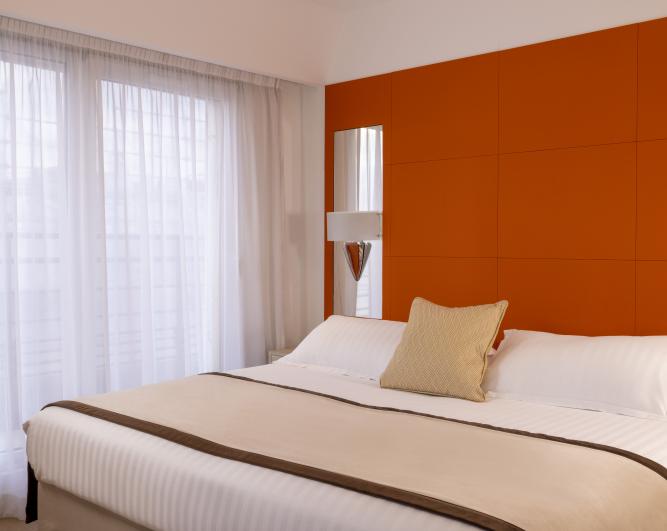 HOTEL DE CASTIGLIONE ****