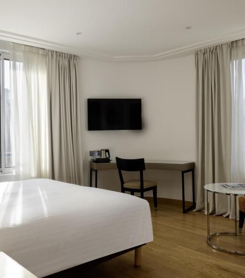 HOTEL DE CASTIGLIONE ****